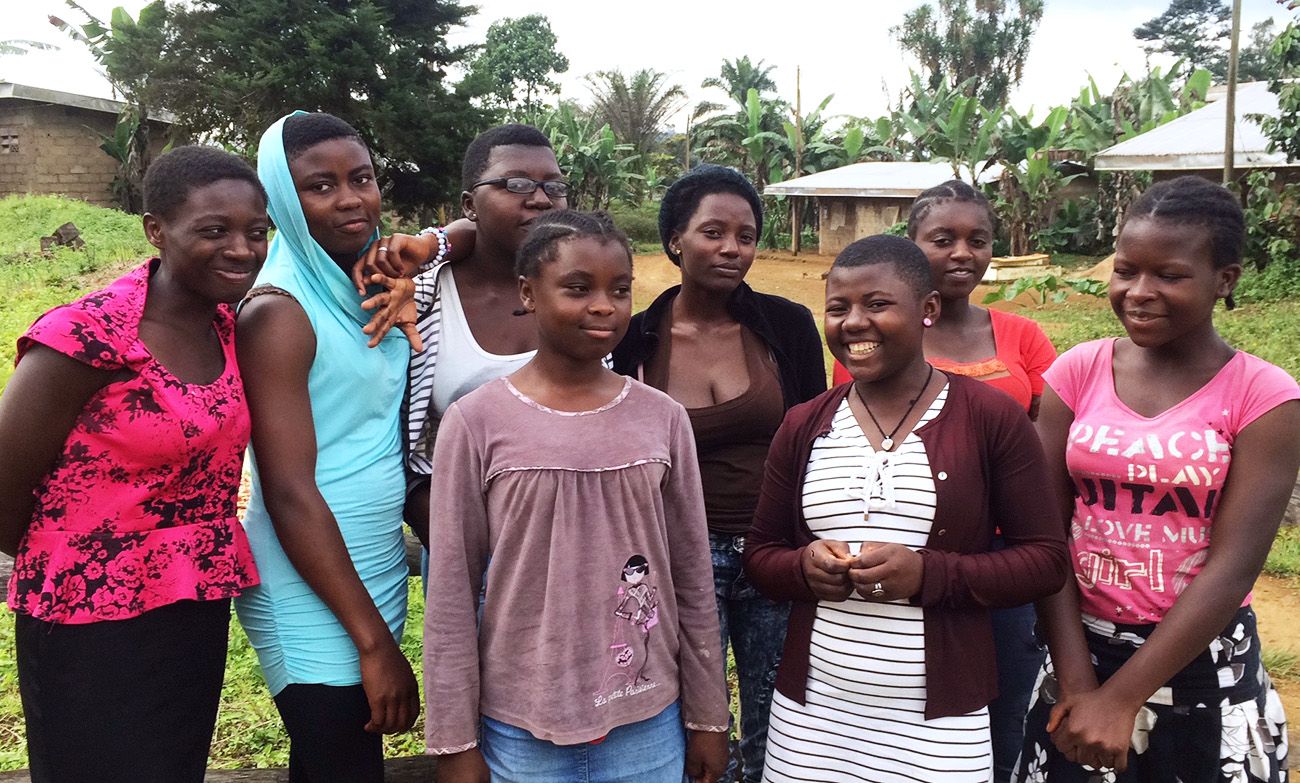 Students of the Aumazo Tutoring Program